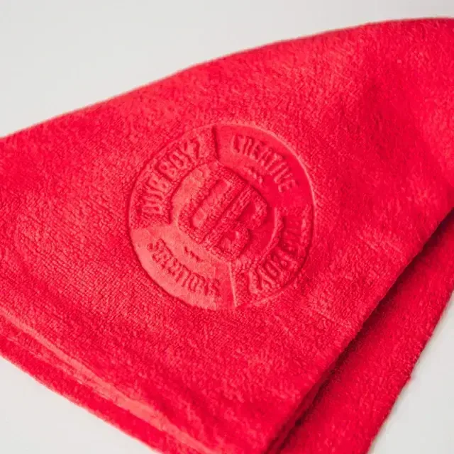 Toalha de microfibra Dub Towel 400GSM (40x60cm | vermelha) — foto 4