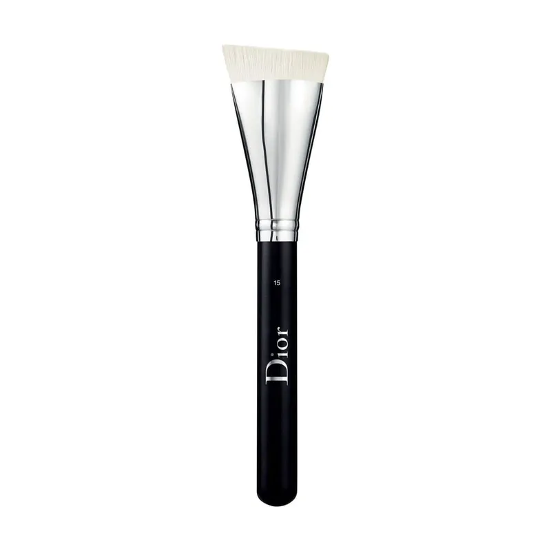 Pincel de Contorno Dior Backstage Nº15
